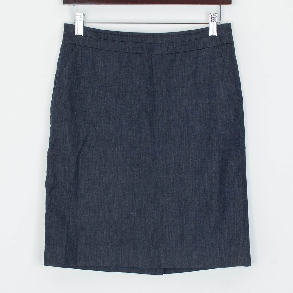 Ann Taylor LOFT Petite Chambray Pencil Skirt‎ Size 2P Blue Professional Career